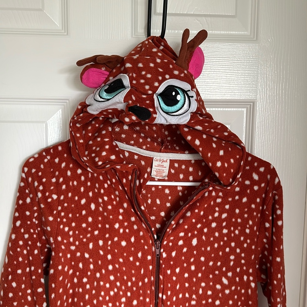 Brown reindeer onesie, size 10/12